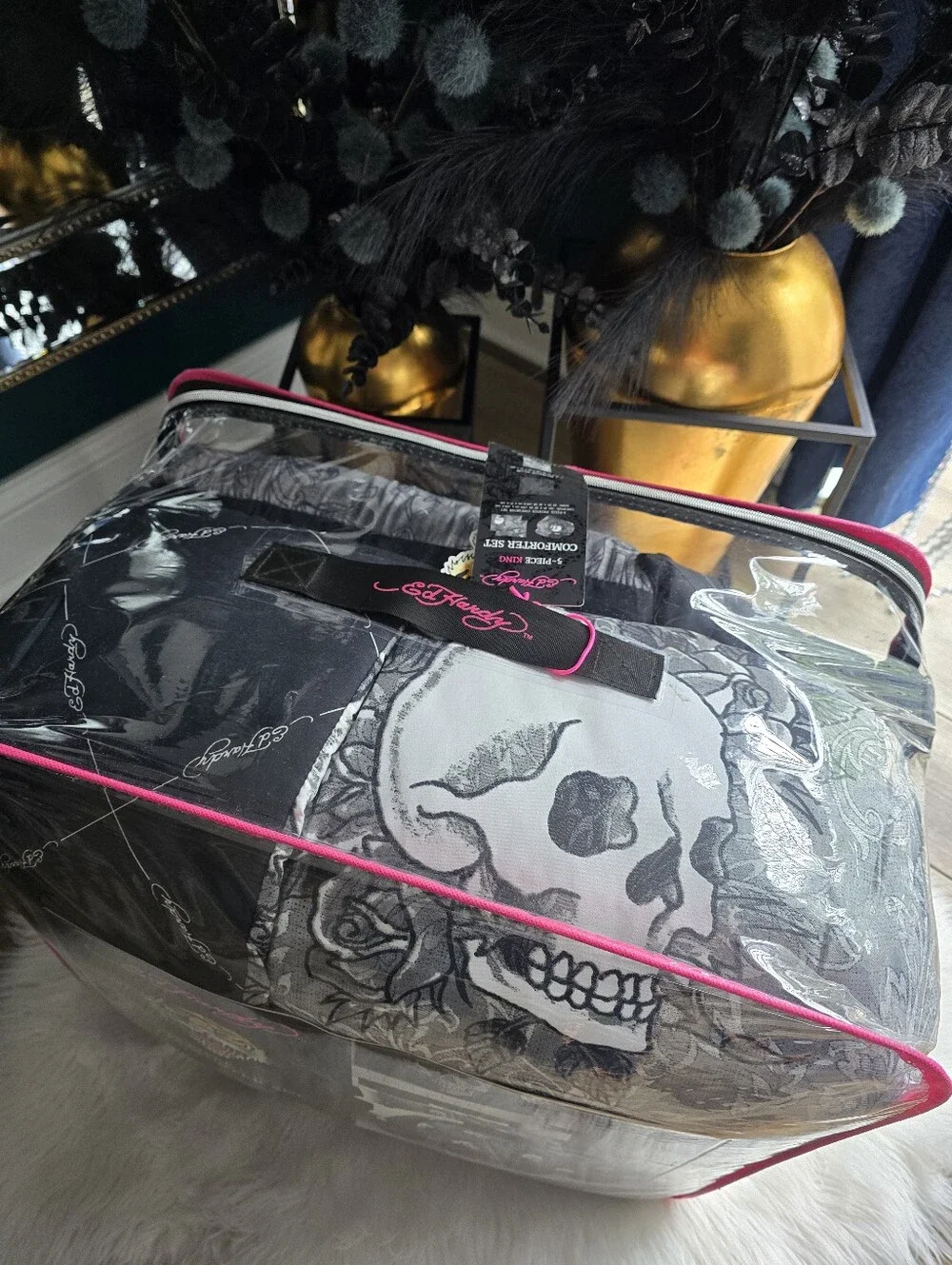 Ed Hardy 5 piece Kind Comforter set new